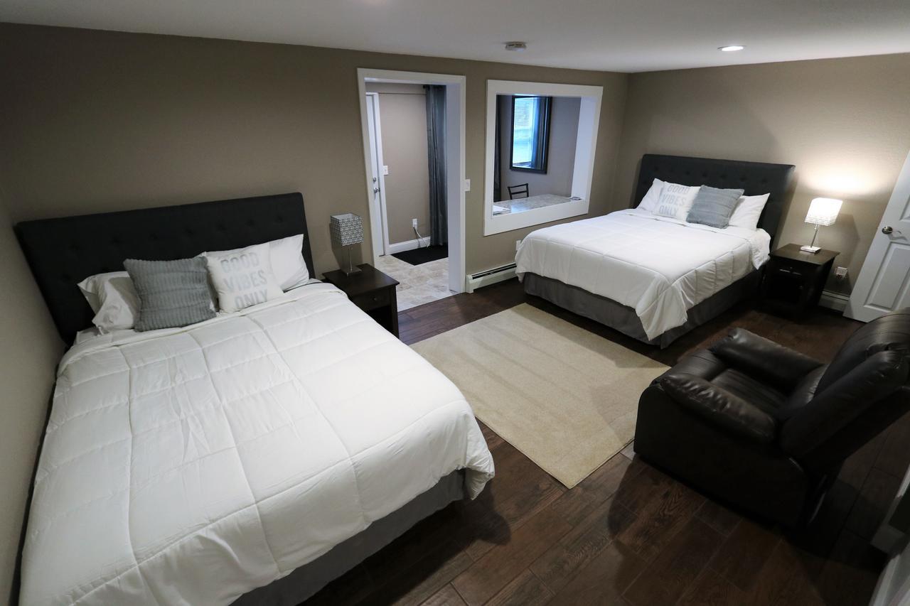 Brimley Motel Suites Exterior foto